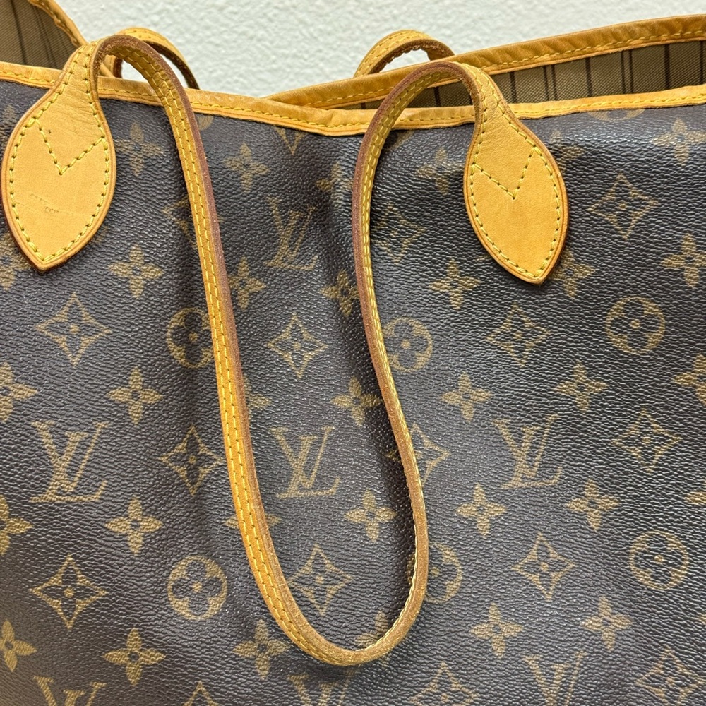 Louis Vuitton Classic Neverfull GM Brown Monogram Tote with Purse Organizer - Picture 8 of 13